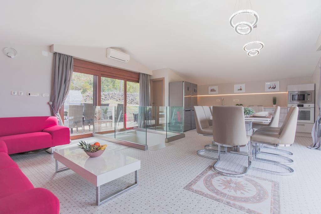 Villa Mendes Zastražišće Buitenkant foto