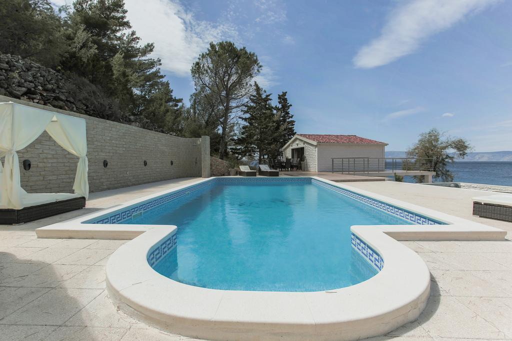 Villa Mendes Zastražišće Buitenkant foto